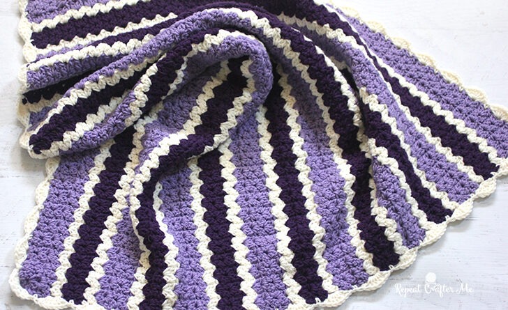 Crochet Cluster v-stitch Striped Blanket