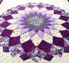 Giant Dahlia Quilt Pattern