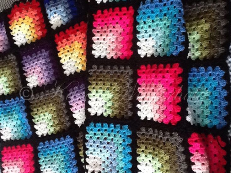 Read more about the article Mitred Granny Square Blanket