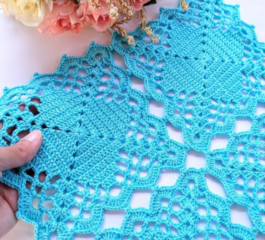 Grandma’s Delicate Crochet Square