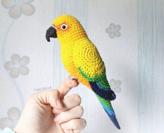 Amigurumi Parrot Free Pattern