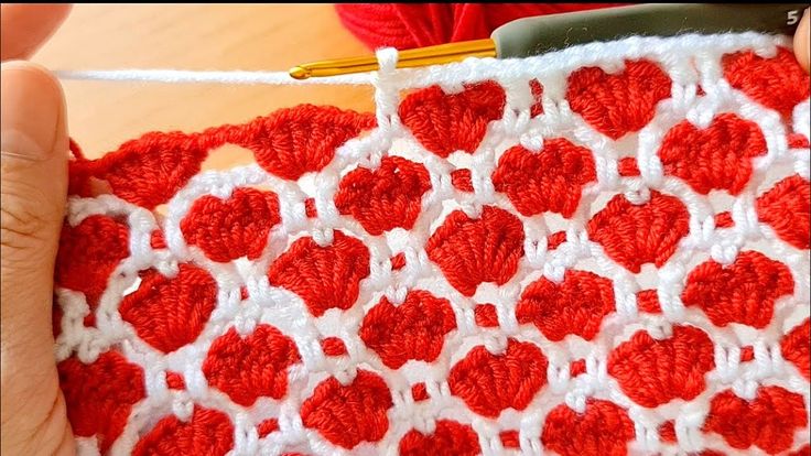 Read more about the article Hearts Stitch Crochet Free Pattern