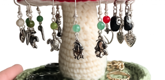 Crochet Mushroom Jewelry Holder Pattern